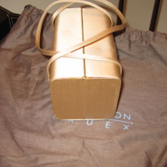 LAMBERSTON TRUEX-PALE SILK GOLD METALLIC SMALL BOX - Picture 3 of 3